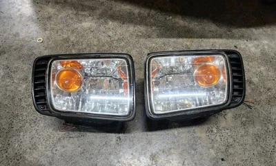 Juego de luces antiniebla izquierda y derecha Infiniti QX56 2001-2004 QX4 2004-2010 PAR OEM Foto 1 de 4