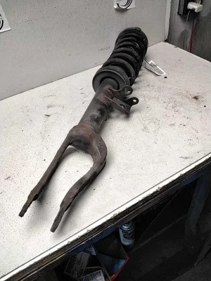 Conjunto puntal derecho BMW 535I 11 12 13 14 15 16 Foto 1 de 3