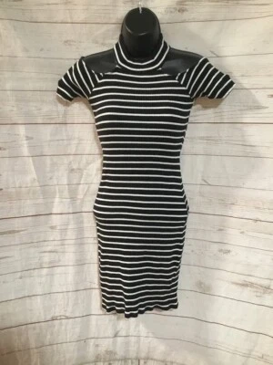 Vestido Derek Heart para mujer hombros fríos a rayas negro/blanco mezcla de algodón talla M Foto 1 de 4