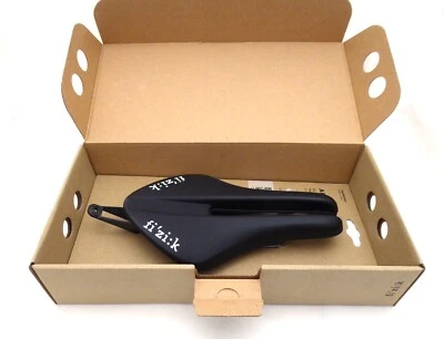 Sillín Fizik Transiro Aeris Larga Distancia R3 - Kium, 135 mm, Negro Foto 1 de 2