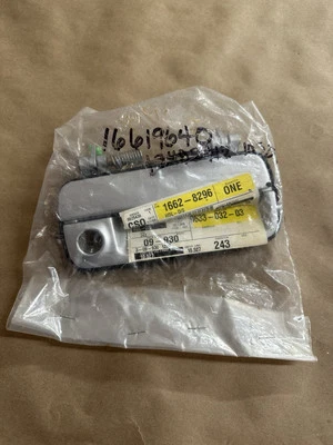 Manija de puerta derecha Cadillac Eldorado Deville 1994-1999 nos GM # 16619640 Foto 1 de 4