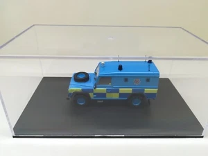 LAND ROVER Defender 110 Police UK - ATLAS 1:43 - Foto 1 di 5