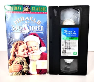 Miracle on 34th Street VHS Tape (20th Century Fox, 1947) - Picture 1 of 9