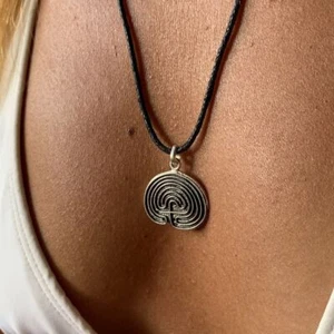 Hopi Labyrinth Silver Pendant necklace - Bild 1 von 1
