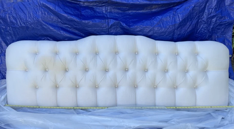 "Cabecero cama king size acolchado blanco Skyline Furniture 79"" apenas usado hecho en EE. UU. Foto 1 de 4