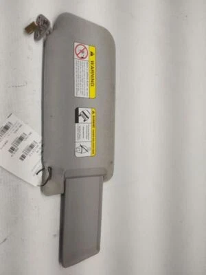 Driver Left Sun Visor With Illumination Fits 00-04 MONTERO SPORT 639 - Image 1 of 4