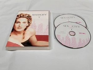 Sex And The City Season 1 DVD (Disc 1 & 2) (UGC) - Picture 1 of 3