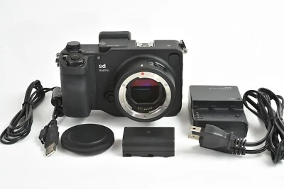 Sigma sd Quattro Mirrorless Digital Camera Body [Excellent] 06-r10 - Image 1 of 4