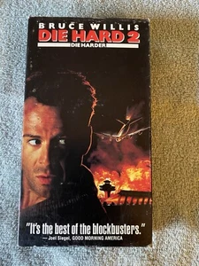 Die Hard 2 Die Harder Bruce Willis Bonnie Bedelia VHS - Picture 1 of 2