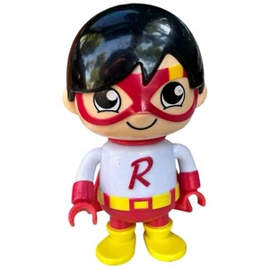 Figura de acción Ryan's World Red Titan Superhéroe con capa roja 6" de Bonkers Toys - Imagen 1 de 6