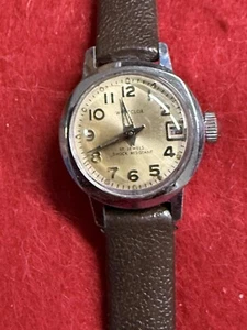 Vintage Westclox ladies watch, 17 jewel, date, manual wind,Mechanical, Runs - Picture 1 of 6