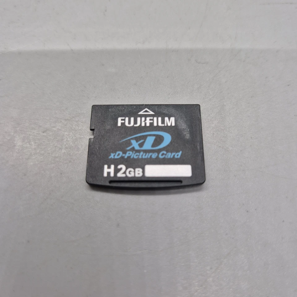 xD Picture Card 2GB Fujifilm Type H - Image 1 of 2