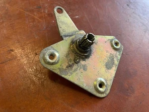 BMW E21 1975-1983 LEFT DOOR OPENING MECHANISM - Picture 1 of 2