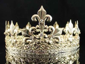 FULL KING'S GOLD METAL CROWN AUSTRIAN RHINESTONE CRYSTAL FLEUR-DE-LIS T1876G HOMBRE - Imagen 1 de 4