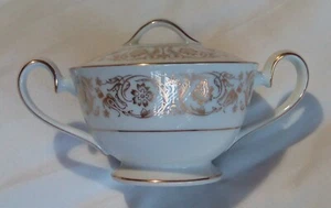 Vintage Noritake Japan 2 Handled Lidded Bowl Dish #6679 Raphael - Picture 1 of 4