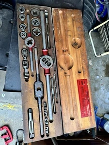 CRAFTSMAN #5500 Tap and Die Set in Original Wooden Case - VINTAGE - Picture 1 of 6