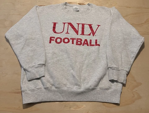 R806 Vintage UNLV Football The Cotton Exchange Sweatshirt Mens Large USA Cover