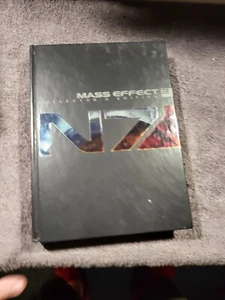 Mass Effect 3 Collectors Edition Hardcover N7 Prima Game Strategy Guide - Picture 1 of 4