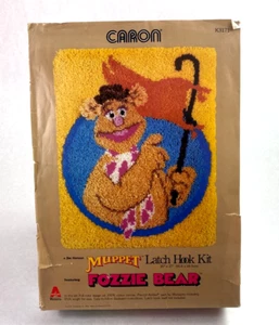 Kit de gancho de cierre Fozzie Bear The Muppets nuevo en caja Caron 1979 - Imagen 1 de 2