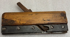 Antique Tongue & Groove 1/4" Molding Plane Tool 9.5”X3.5” No Blade Insert - Picture 1 of 4
