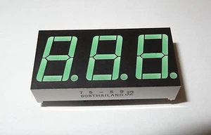 7-segment 3-digit, Common Anode Led Display. 1D2 - Picture 1 of 5