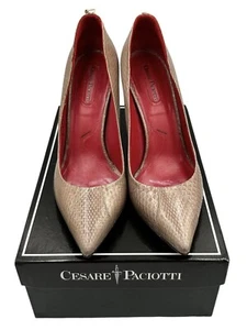 Zapatos de salón/tacones Cesare Paciotti beige con estampado de piel de serpiente punta talla 38 - Imagen 1 de 14