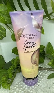 (169,45€/L) VICTORIA'S SECRET LOVE SPELL GOLDEN FRAGRANCE LOTION 236ml *neu* - Bild 1 von 3