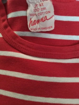 2 camisas Hanna Andersson, 100% algodón; una rosa/blanca; una roja/blanca Foto 1 de 4