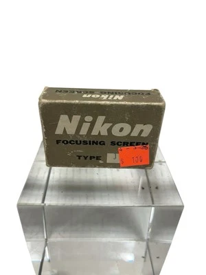 Nikon Focusing Screen Type J with Case  And Box For F And F2 Cameras - Image 1 of 4