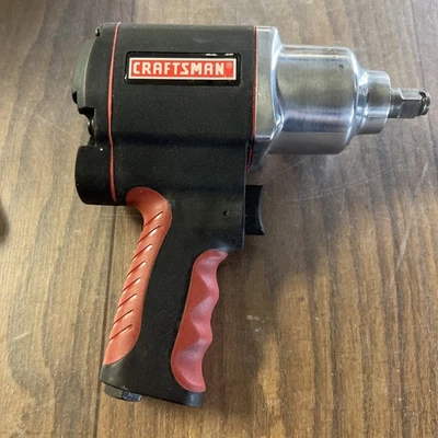 Chave de impacto Craftsman modelo 875.168820. Usado em excelente estado. - Imagem 1 de 4