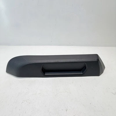 OEM 2018-2024 VOLKSWAGEN TIGUAN TRASERO LADO DERECHO CUARTO PANEL ESTANTE CUBIERTA MOLDURA Foto 1 de 4