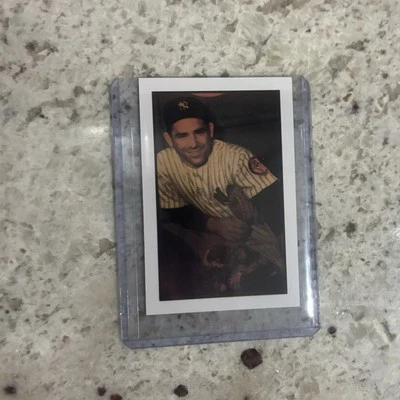 1983 Baseball Collector Series YOGI BERRA 1953 Bowman Reprint New York Yankees - Image 1 of 4