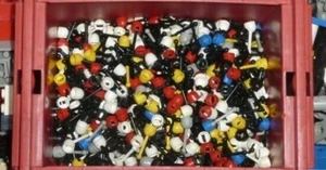 Lego Konvolut Zubehör Space 100x Steuerknüppel bunte Mischung  4592 + 4593 #4061 - Bild 1 von 1