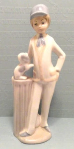 CASTILLE PORZELLAN JUNGE MIT WELPEN FIGUR - Bild 1 von 5
