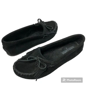 Minnetonka Moccasin 400 Women Black SUEDE Kilty Loafers Hard Sole Leather Shoes - Picture 1 of 8