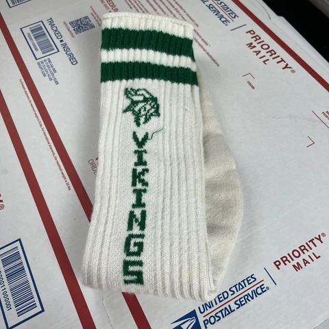 Vintage NFL Minnesota Viking Tube Socks Size 10-13 White Green Logo Football Cover