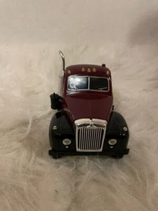 1960 B-model Mack Tractor W Tank Trailer First Gear Ray Meyer 19-2735 (Damaged) - Picture 1 of 8