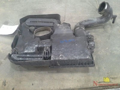 Ford C-Max 2013 purificador de aire Foto 1 de 4