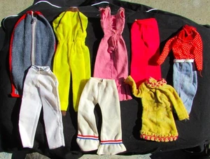 Vintage Barbie Doll Cloting Lot - Bild 1 von 6