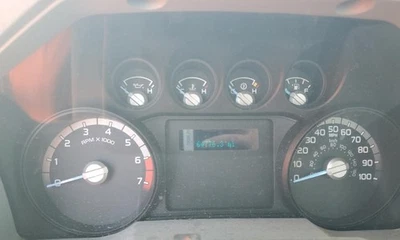 F250 Super Duty 2016-2016 equipo original velocímetro calibre grupo 64 k millas Ford Foto 1 de 4