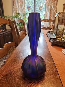 '94 John Cook irisierende kobaltblau gedrehte Kunstglas Knospe Vase signiert - Bild 1 von 15