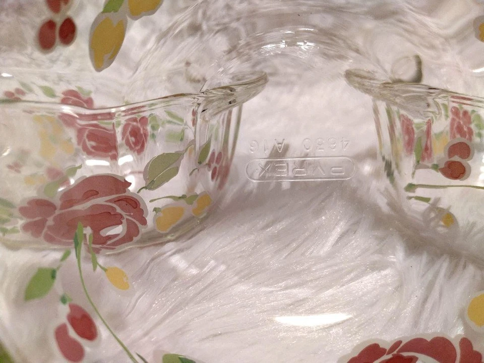 Vintage Old Pyrex retrò motivo floreale 11 pezzi vetro resistente al calore s... - Immagine 1 di 4
