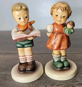 Paar Goebel Hummel Figuren Ehrenschüler 2087/B & Puppe Prinzessin 2103/A - Bild 1 von 6