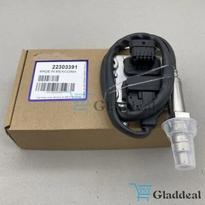 Genuine OEM Outlet Nox Sensor For Volvo Mack 22303391 - Picture 1 of 9