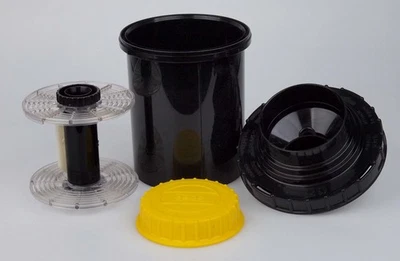 Caja de bobinado de película Gepe 6x6 con 1 espiral para rollo de película formato medio 19697 Foto 1 de 4