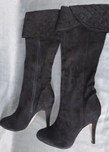 "Bota hasta la rodilla Colin Stuart para mujer de cuero gamuza negra con tacón de 4"" talla 8B" - Imagen 1 de 8
