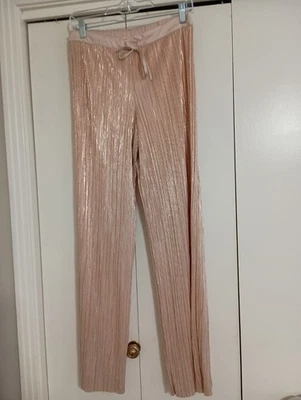 Pantalones Victoria Secret Nuevos con Etiquetas Shine Lounge Crema/Dorado Metálicos Talla MPull On Tie DEFECTUOSOS Foto 1 de 4