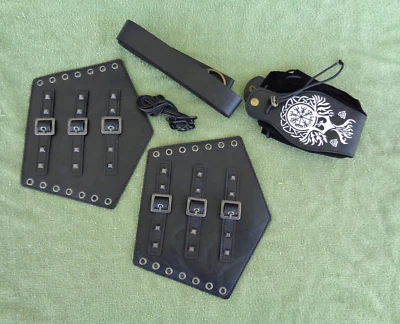 Conjunto de disfraces medievales de 3 piezas - Pulseras de brazo, cinturón, bolso de cinturón - negro - NUEVO Foto 1 de 4