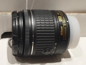 Nikon AF-P DX NIKKOR 18-55mm F3.5-5.6 G VR - FUNZIONANTE - COME NUOVO - Foto 1 di 14