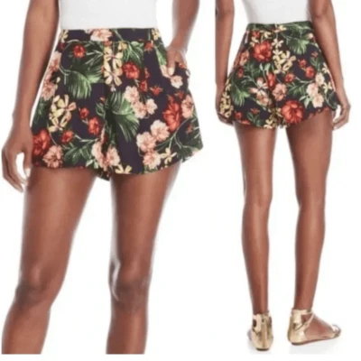 Pantalones Cortos Tropicales LUSH Cintura Alta Fluidos Plisados - Pequeños Foto 1 de 4